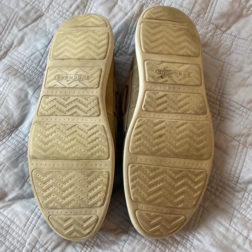 Skechers boat deck shoes khaki tan sz 13